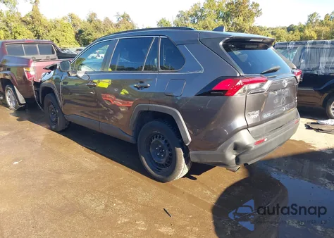 2019 Toyota Rav4 Le z USA, uszkodzony, nr VIN JTMG1RFV0KJ010267